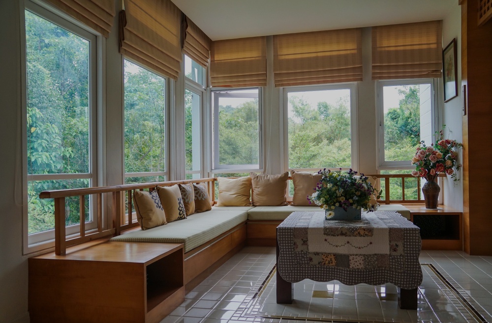 Shutters vs. Blinds: Choosing the Ideal Window Covering for Your Home's Needs